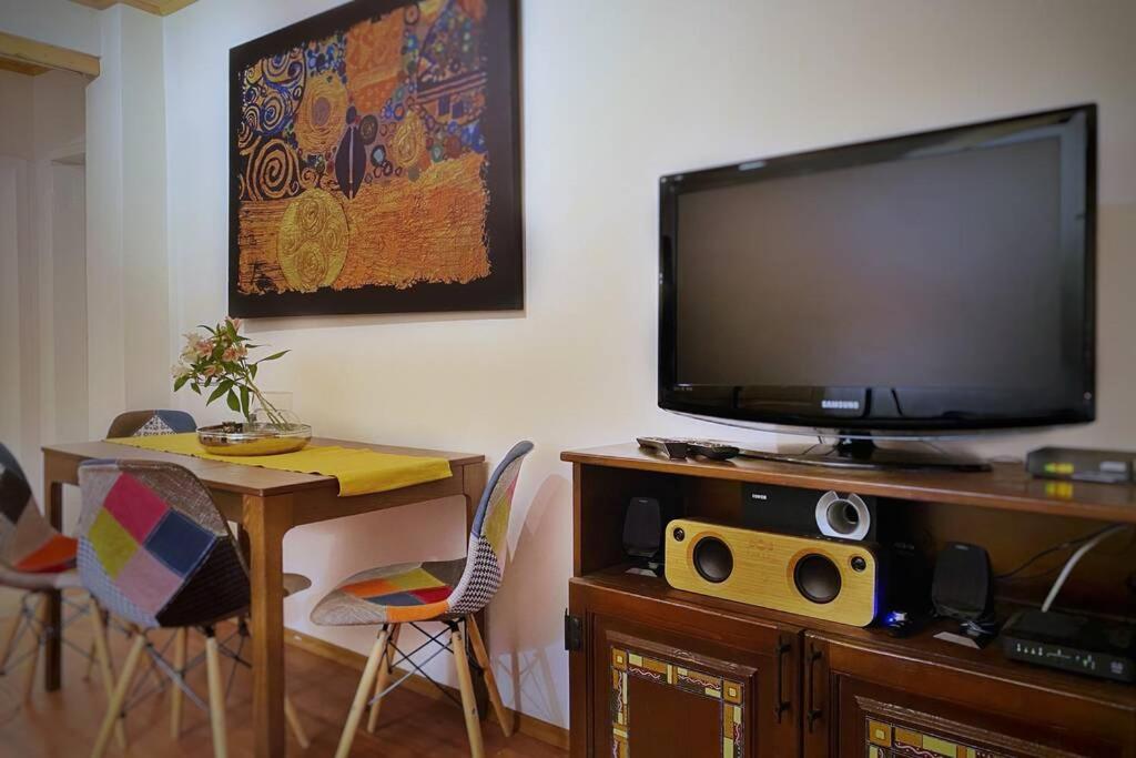 The Secret Lodge- New With Private Garage, Entire House Veliko Tarnovo Ngoại thất bức ảnh