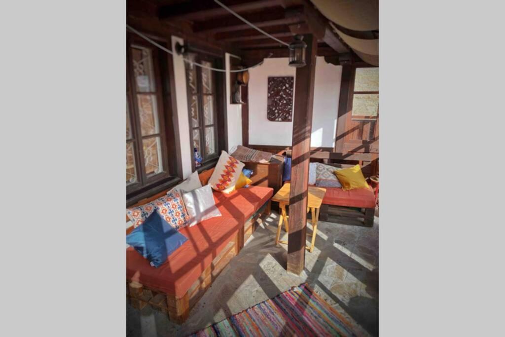The Secret Lodge- New With Private Garage, Entire House Veliko Tarnovo Ngoại thất bức ảnh