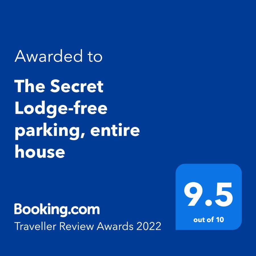 The Secret Lodge- New With Private Garage, Entire House Veliko Tarnovo Ngoại thất bức ảnh